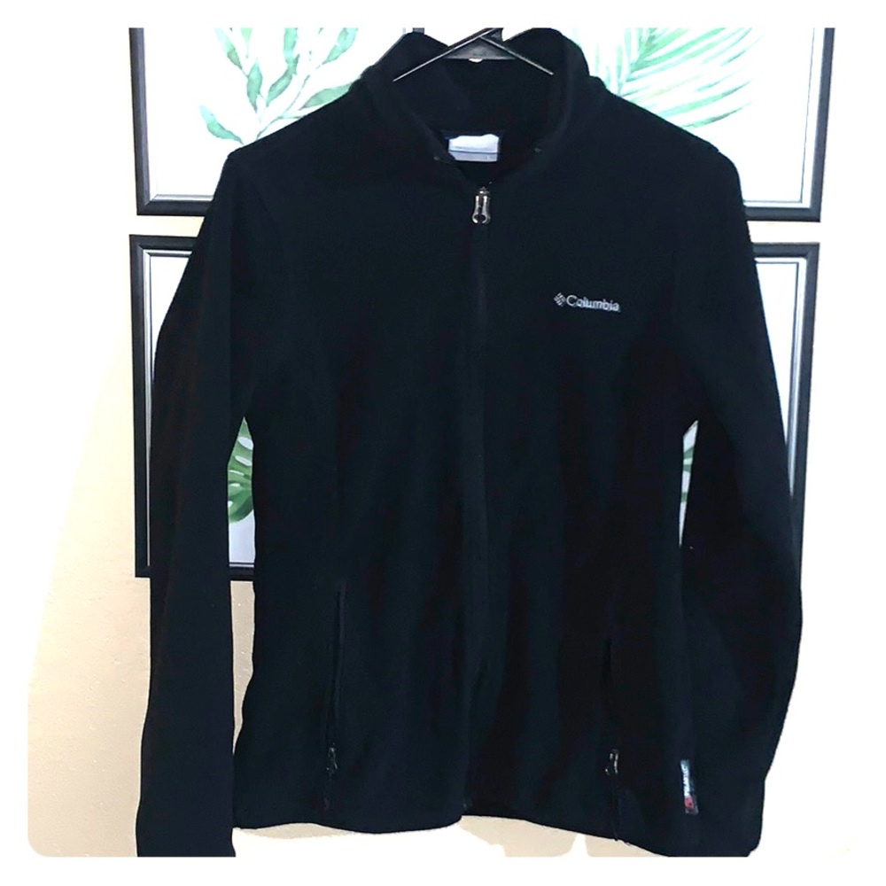 Woman’s Columbia full zip fleece sweater Small
